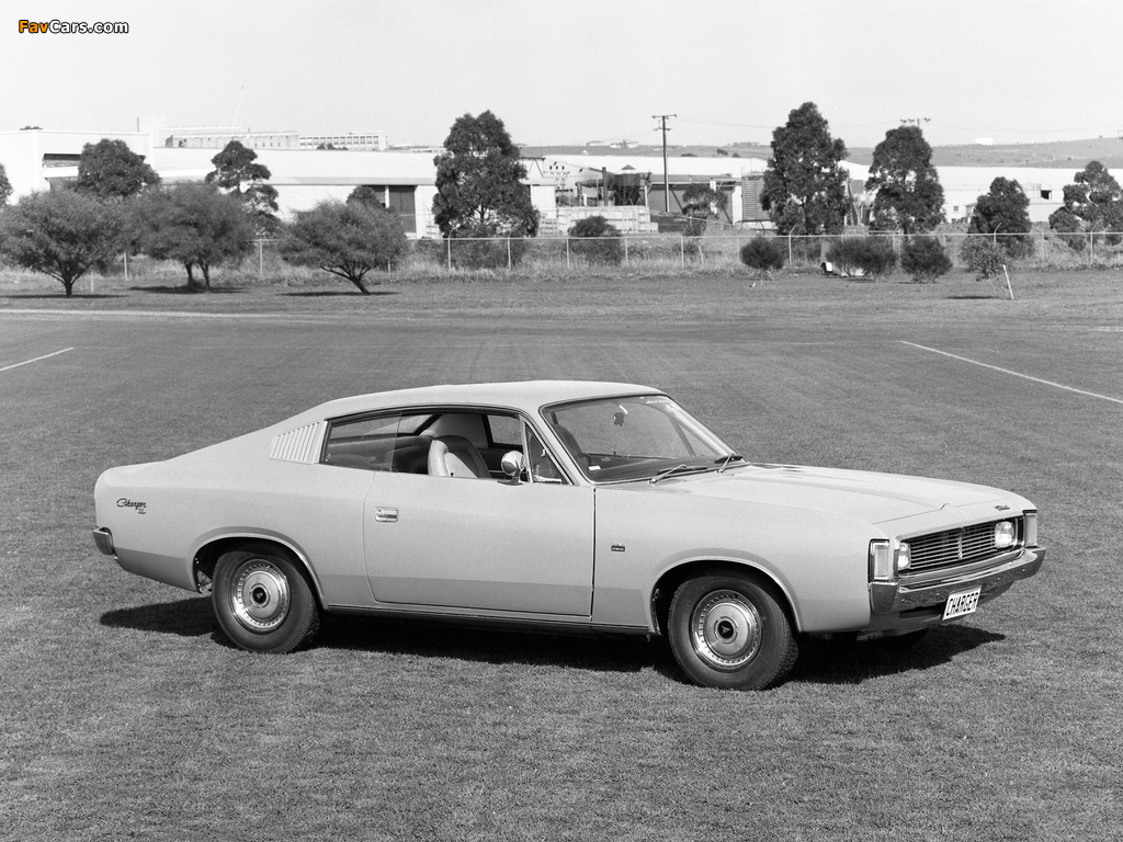 Photos of Chrysler Valiant Charger XL (VH) 1971–73 (1024 x 768)