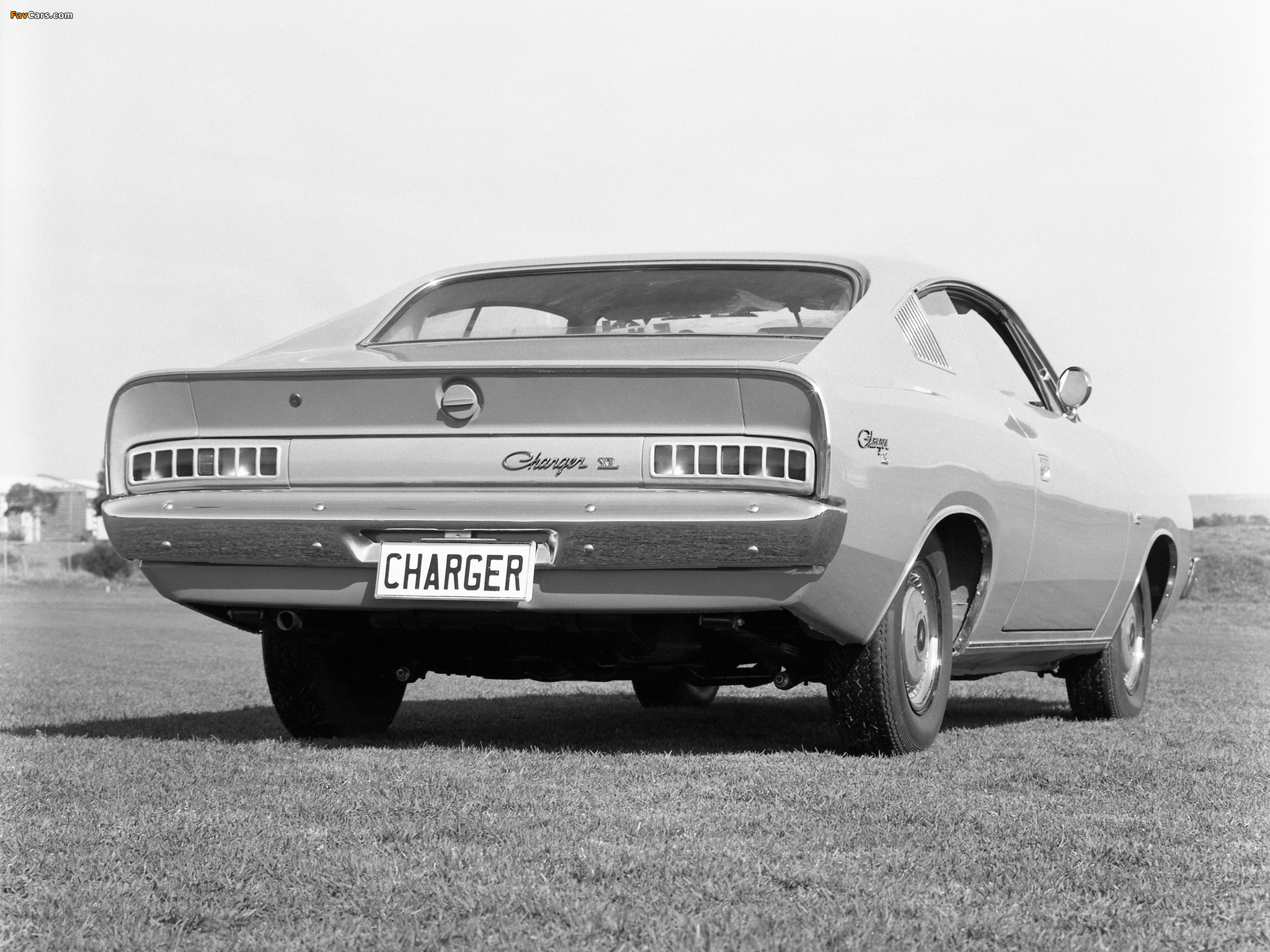 Pictures of Chrysler Valiant Charger XL (VH) 1971–73 (2048 x 1536)