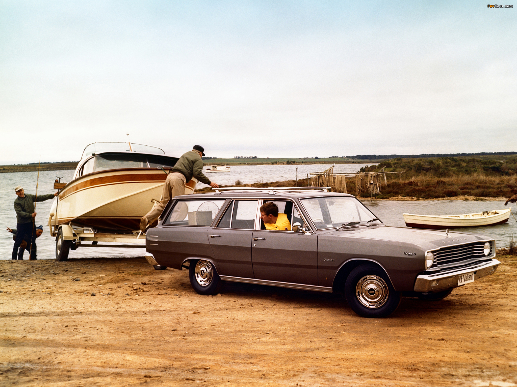 Chrysler Valiant Safari VIP (VE) 1967–69 pictures (2048 x 1536)