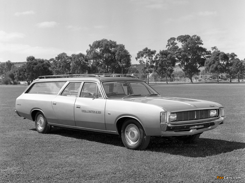 Chrysler Valiant Regal Hearse (VH) 1971–73 photos (1024 x 768)