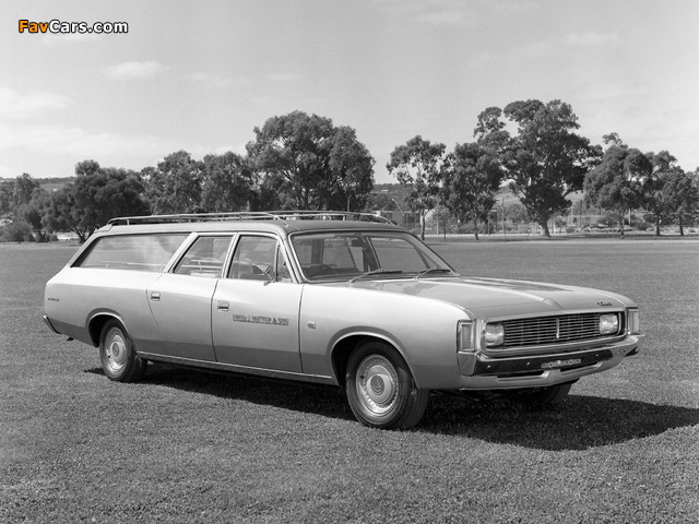 Chrysler Valiant Regal Hearse (VH) 1971–73 photos (640 x 480)