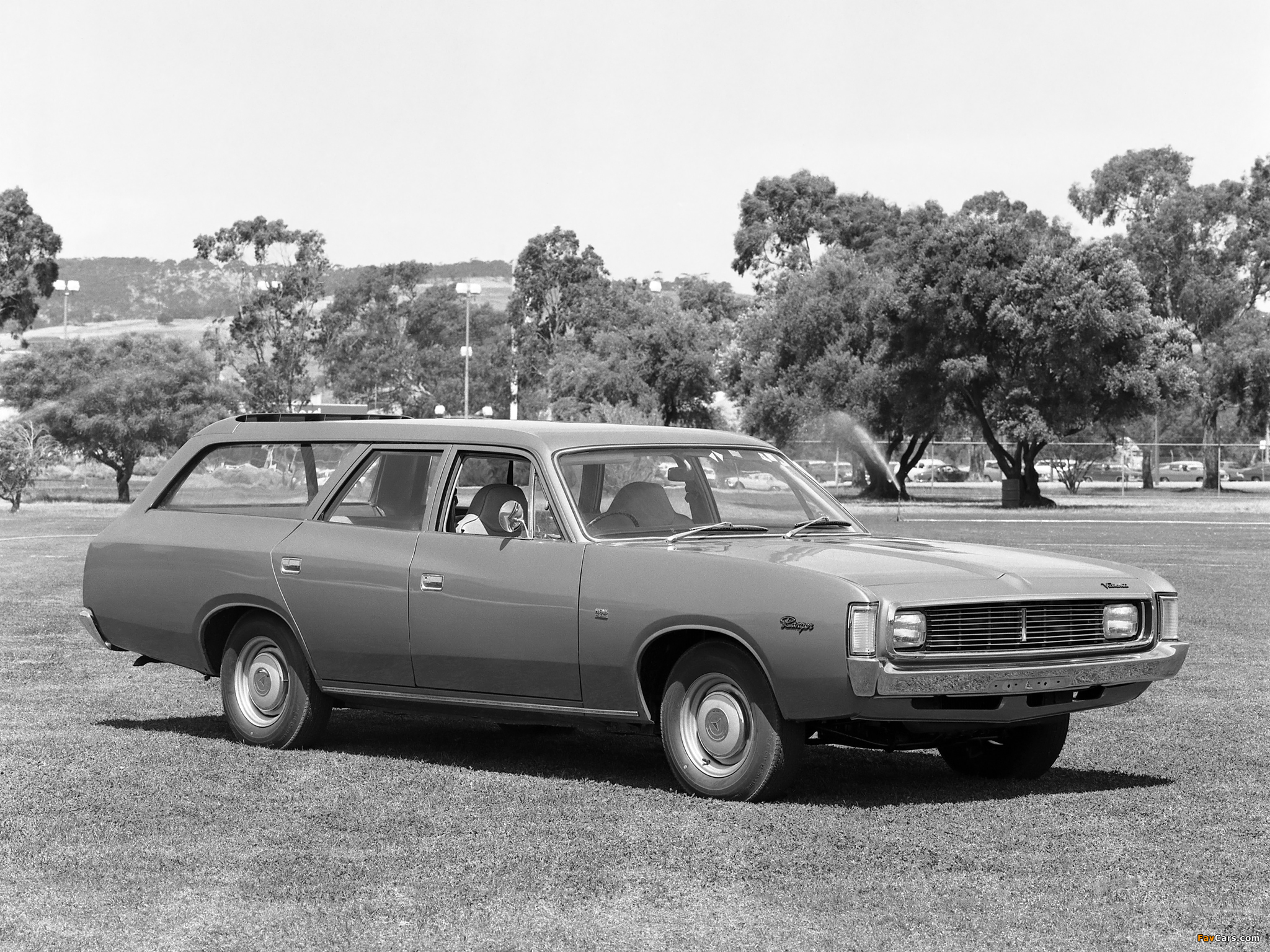 Chrysler Valiant Ranger Station Wagon (VH) 1971–73 pictures (2048 x 1536)