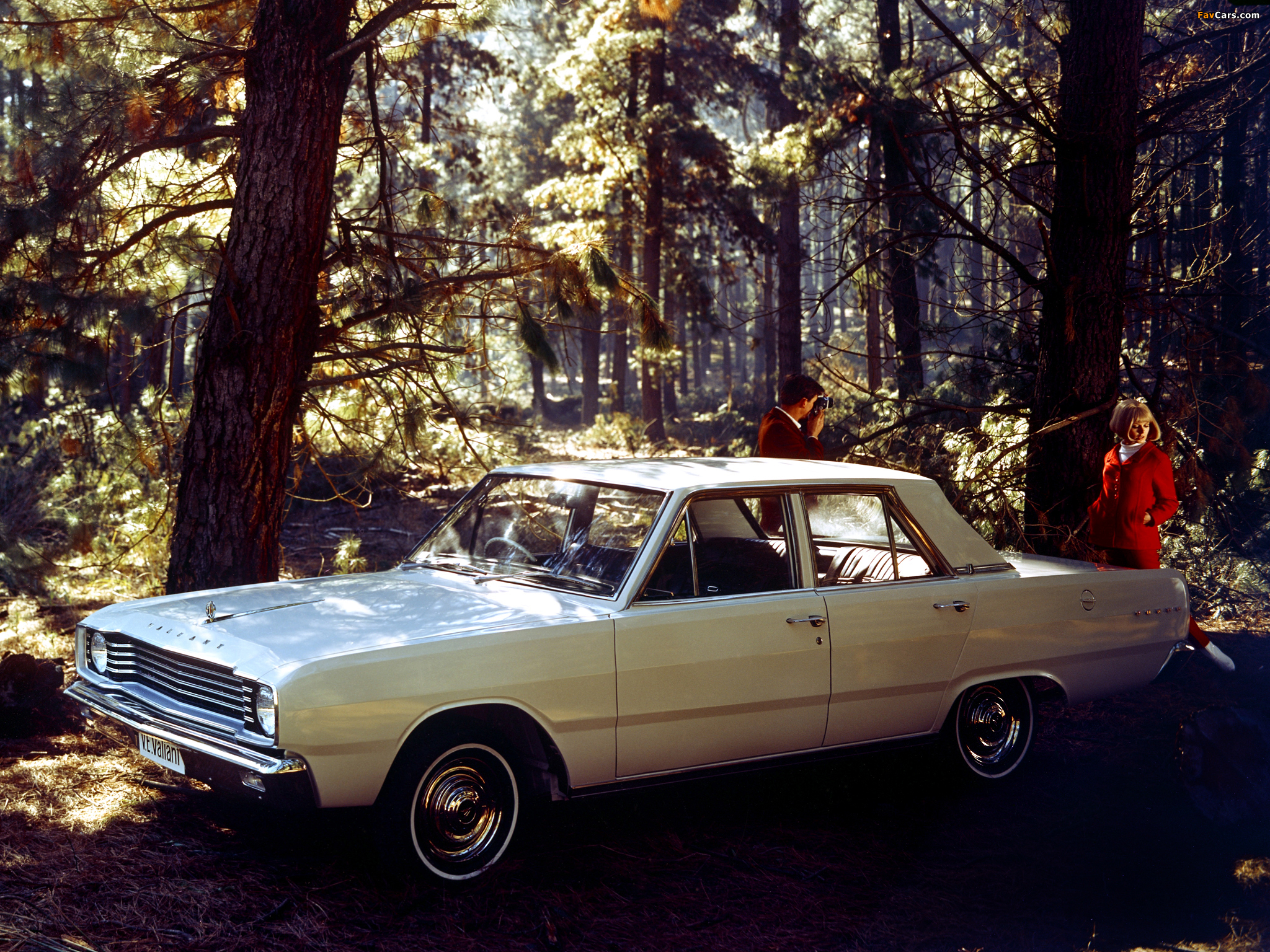 Images of Chrysler Valiant Regal (VE) 1967–69 (2048 x 1536)