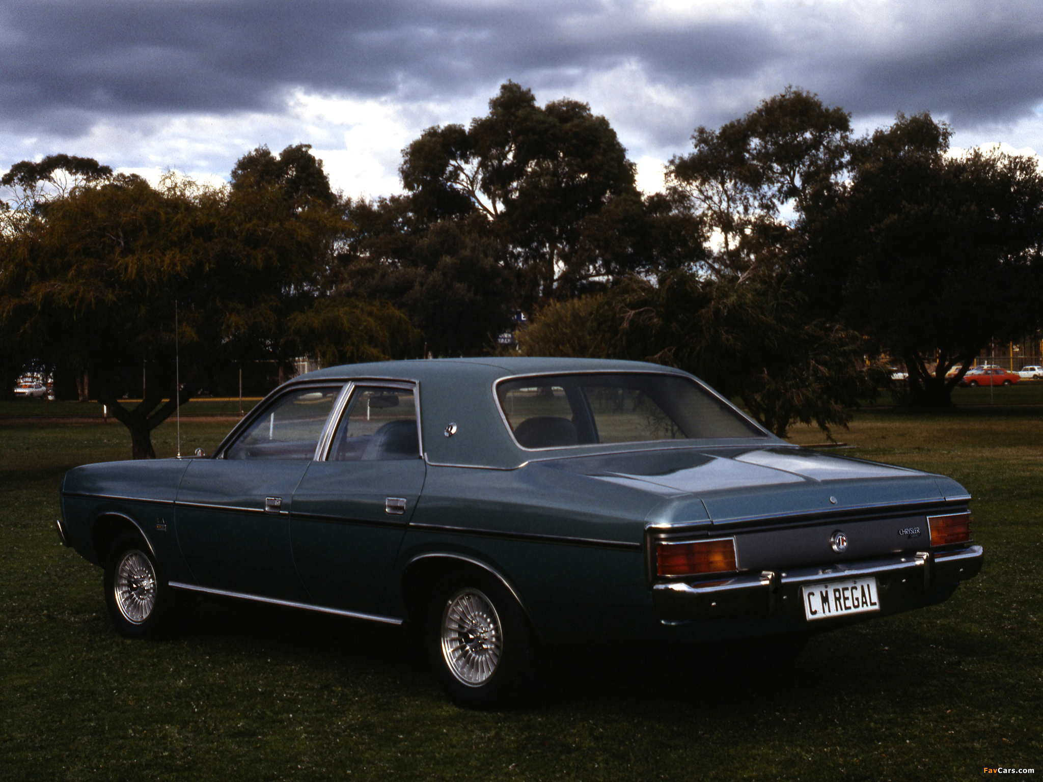 Images of Chrysler Valiant Regal (CM) 1978–81 (2048 x 1536)