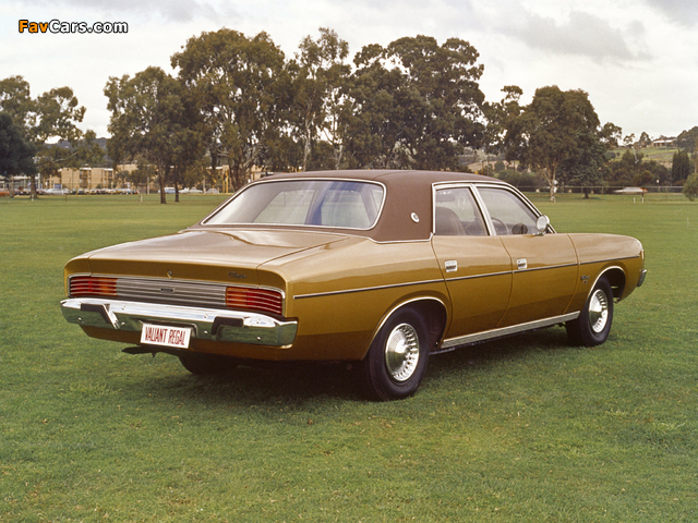 Photos of Chrysler Valiant Regal (VK) 1975–76 (640 x 480)