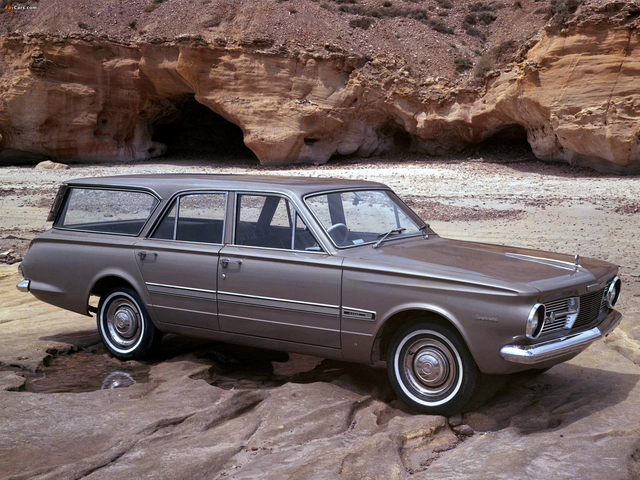 Chrysler Valiant Regal Safari (AP6) 1965–66 wallpapers (2048 x 1536)