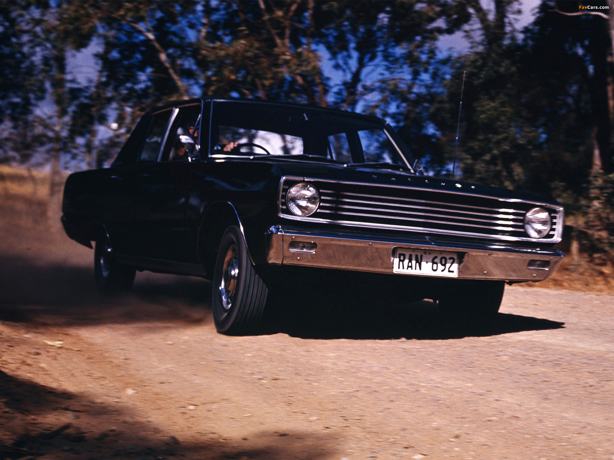 Chrysler Valiant VIP (VE) 1967–69 wallpapers (2048 x 1536)