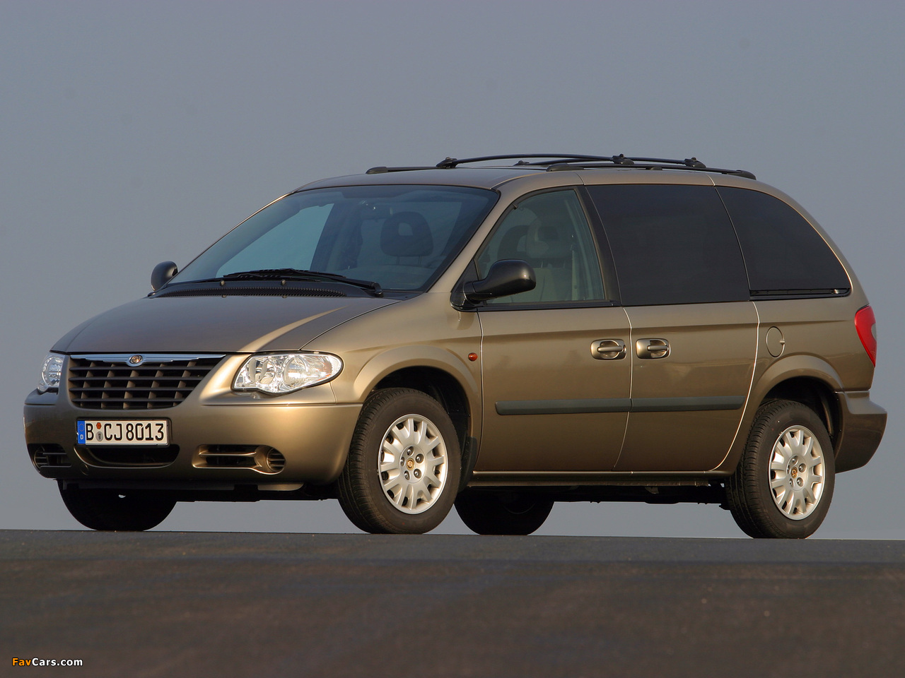 Chrysler Voyager 2004–07 images (1280 x 960)