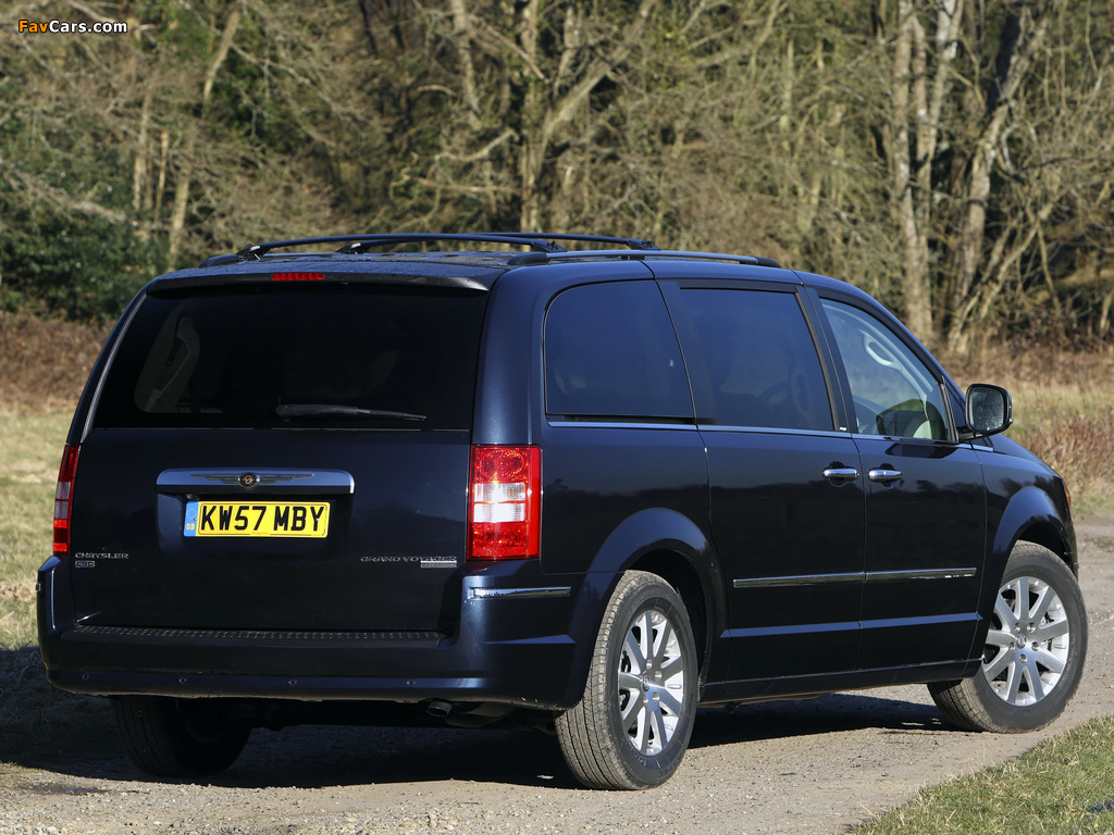 Chrysler Grand Voyager UK-spec 2008–10 images (1024 x 768)