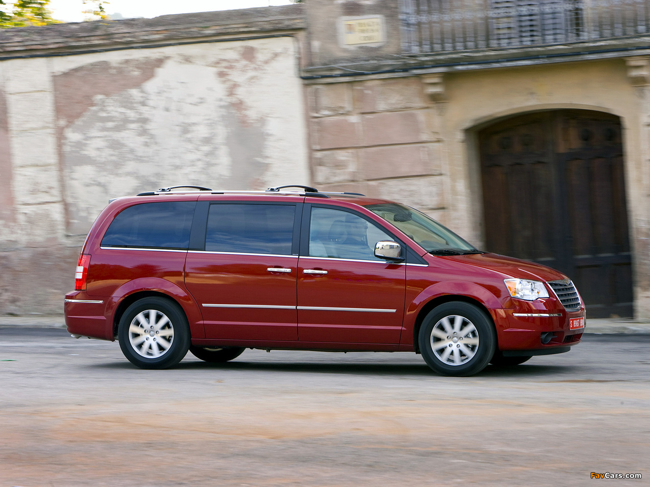 Chrysler Grand Voyager 2008–10 pictures (1280 x 960)