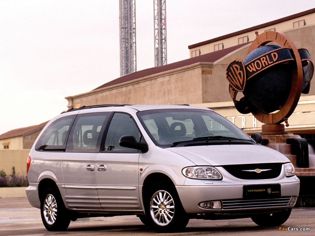 Images of Chrysler Grand Voyager 2000–04 (1024 x 768)