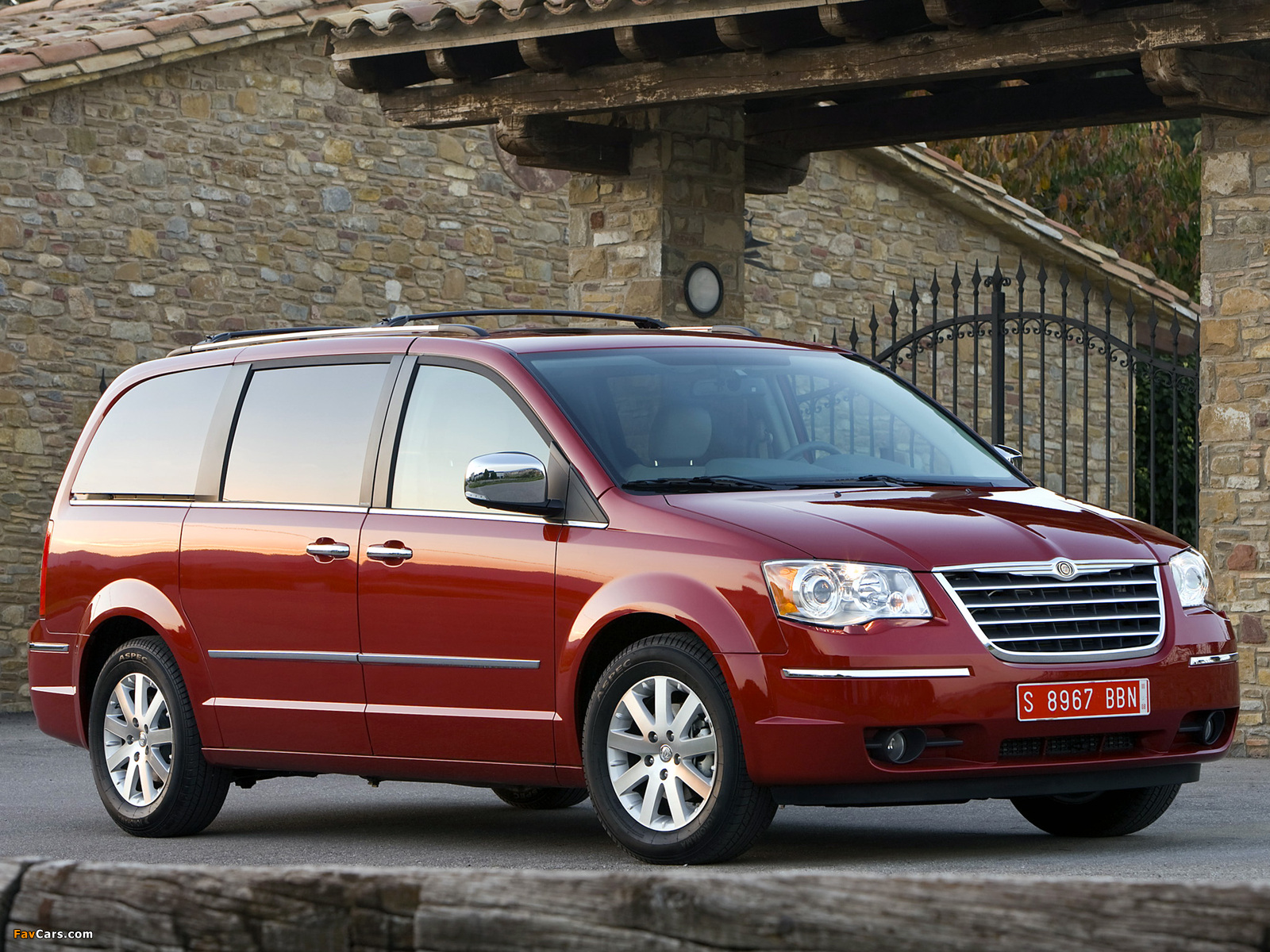 Photos of Chrysler Grand Voyager 2008–10 (1600 x 1200)