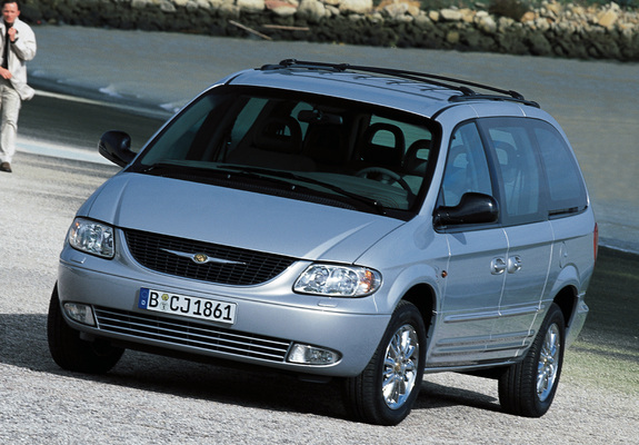 Pictures of Chrysler Grand Voyager 2000–04
