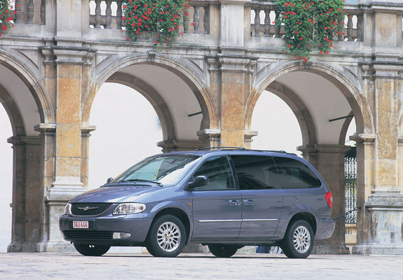 Pictures of Chrysler Grand Voyager 2000–04