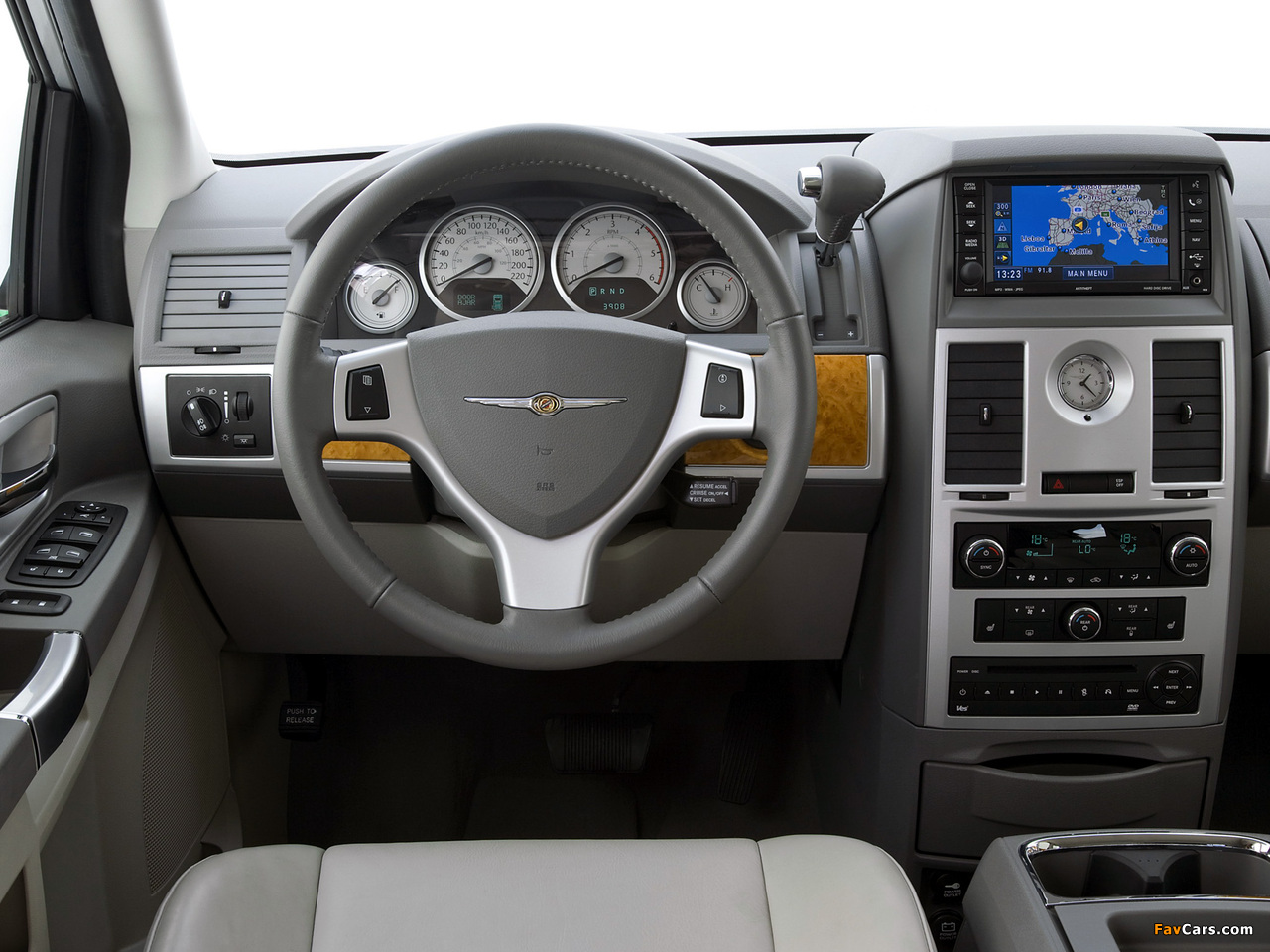 Pictures of Chrysler Grand Voyager 2008–10 (1280 x 960)