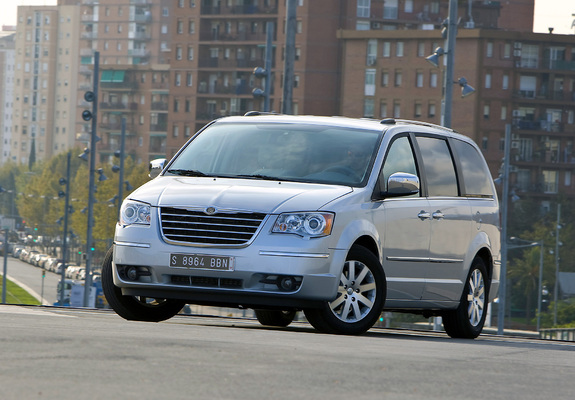 Pictures of Chrysler Grand Voyager 2008–10