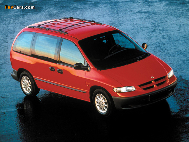 Chrysler Voyager 1995–2000 wallpapers (640 x 480)