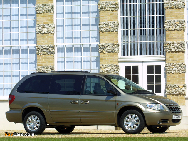 Chrysler Grand Voyager 2004–07 wallpapers (640 x 480)
