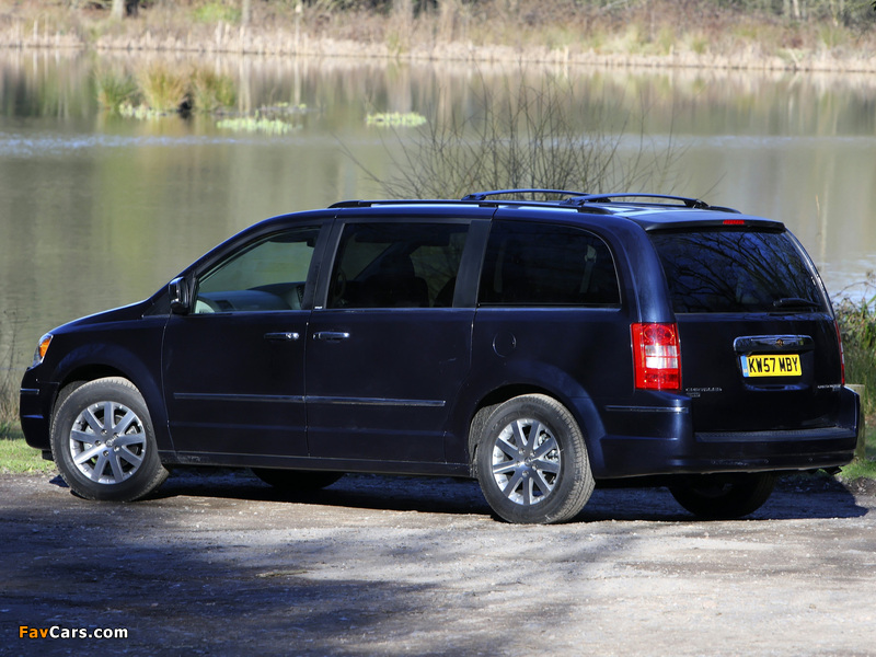 Chrysler Grand Voyager UK-spec 2008–10 wallpapers (800 x 600)