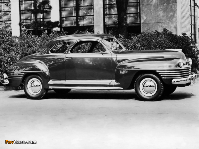 Chrysler Windsor Club Coup 1942 photos (640 x 480)
