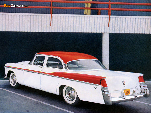 Pictures of Chrysler Windsor 4-dr Sedan (C71) 1956 (640 x 480)