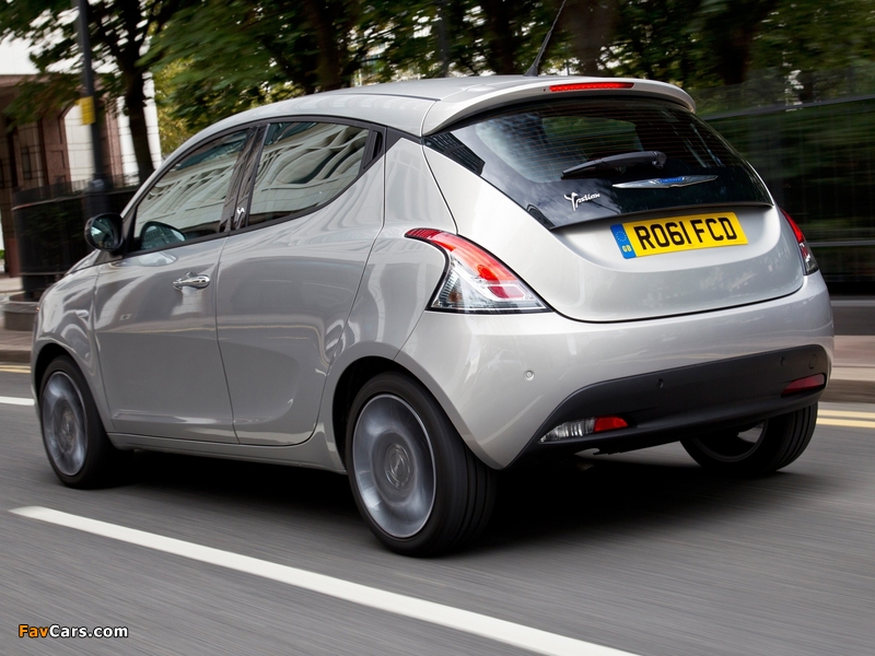 Pictures of Chrysler Ypsilon 2011 (800 x 600)