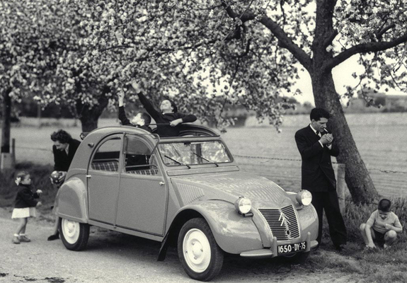 Citroën 2CV 1949–61 pictures