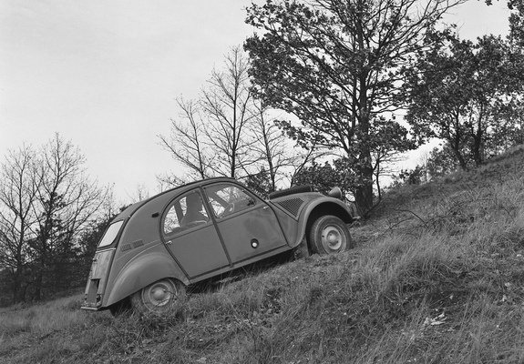 Citroën 2CV 4x4 Sahara 1960–71 images