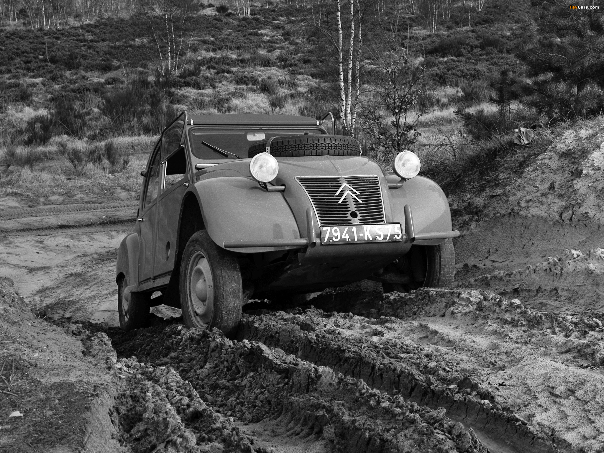 Photos of Citroën 2CV 4x4 Sahara 1960–71 (2048 x 1536)
