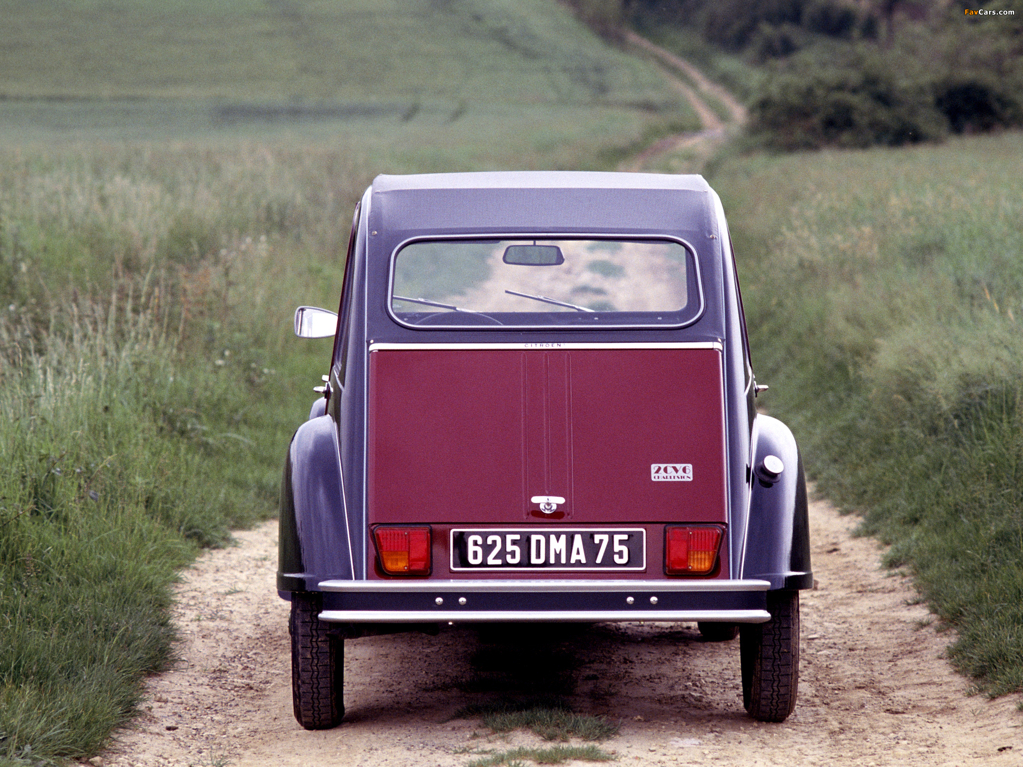 Photos of Citroën 2CV6 Charleston 1981–90 (2048 x 1536)
