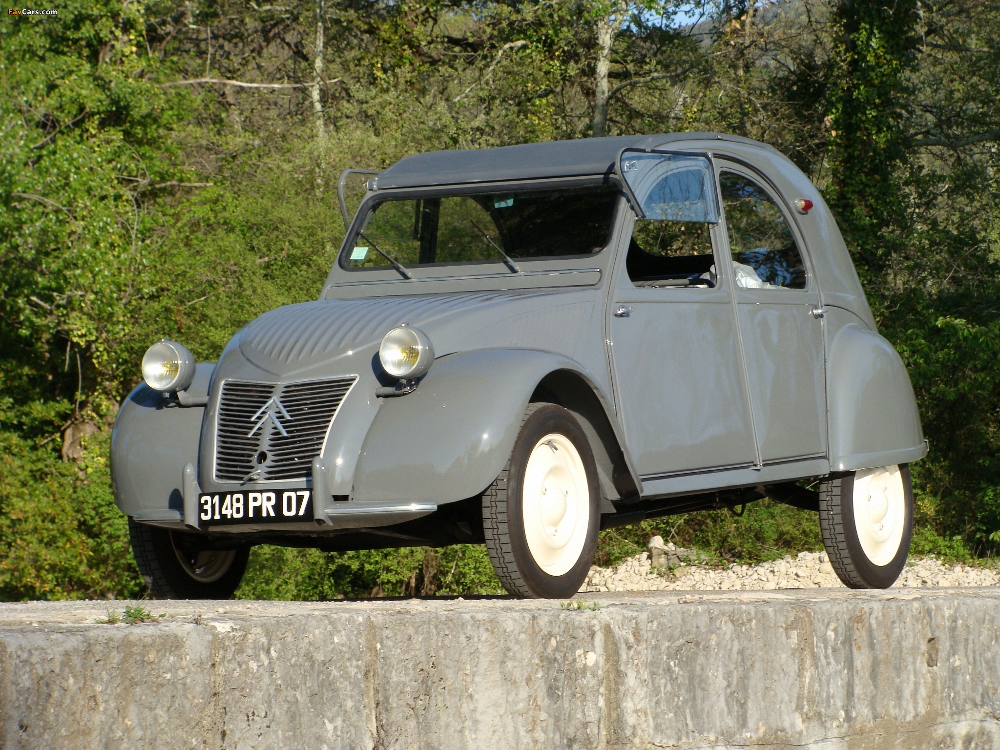 Pictures of Citroën 2CV 1949–61 (2048 x 1536)