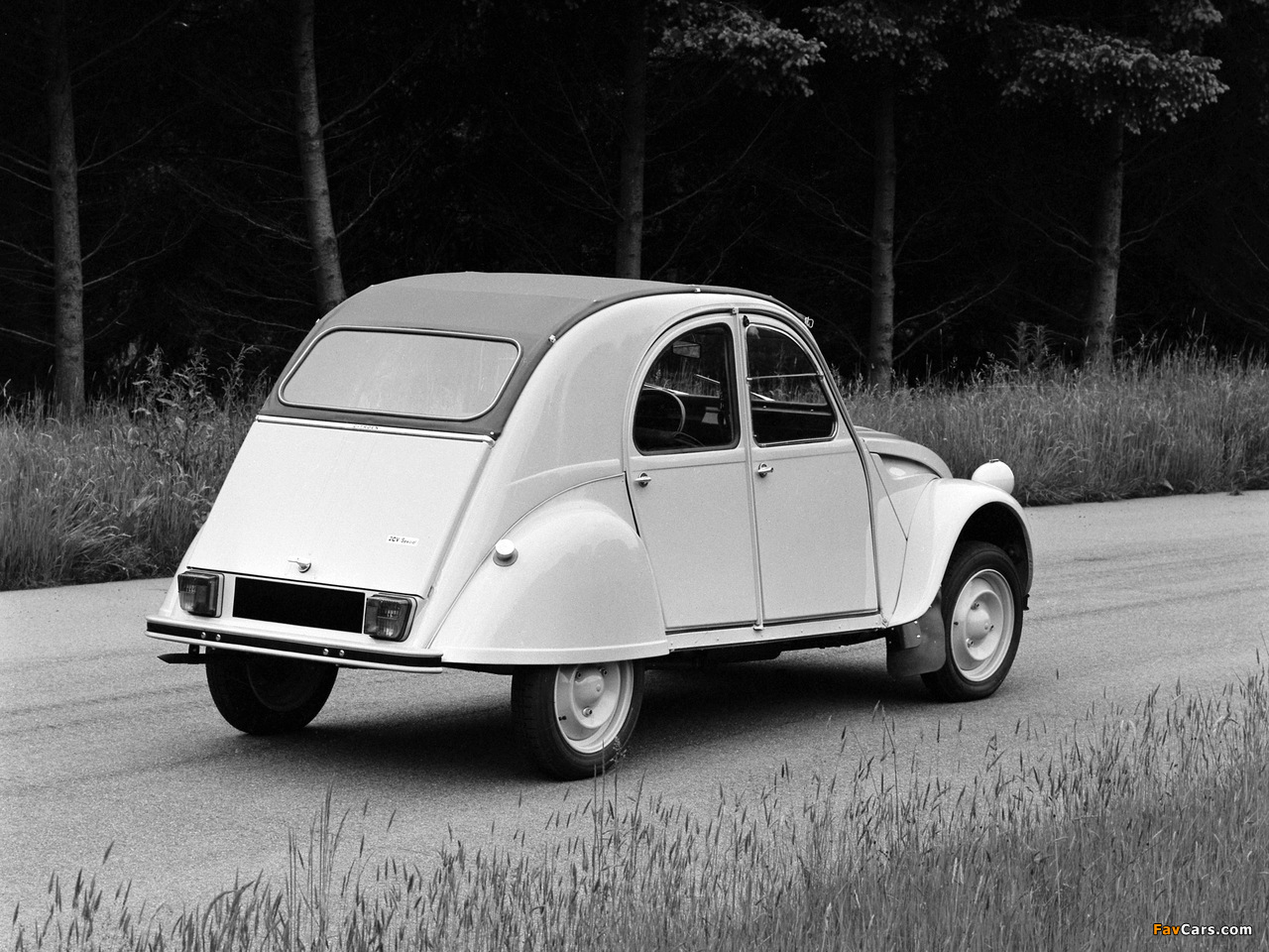 Pictures of Citroën 2CV Special 1979–81 (1280 x 960)