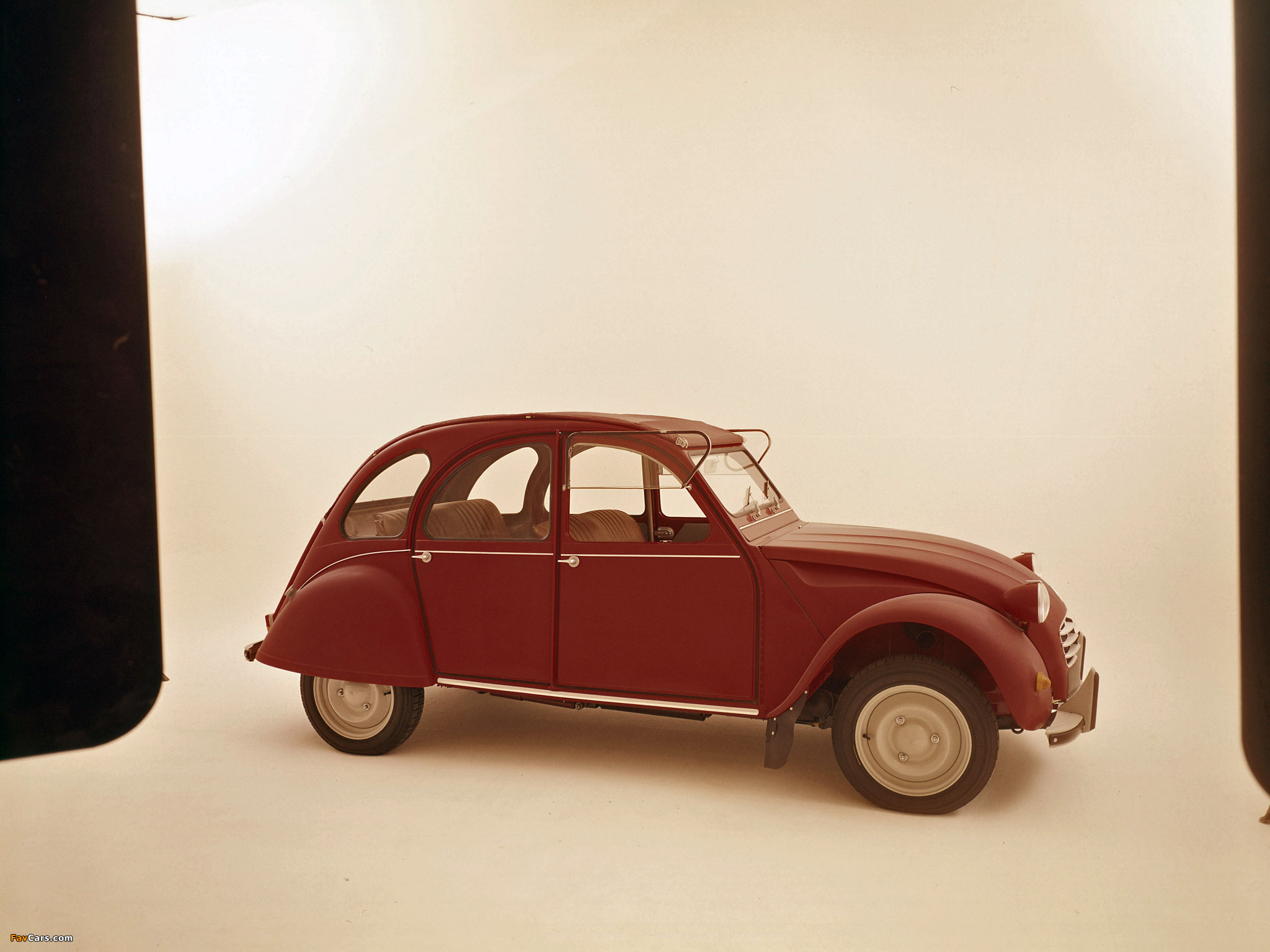 Citroën 2CV 1966–74 wallpapers (2048 x 1536)
