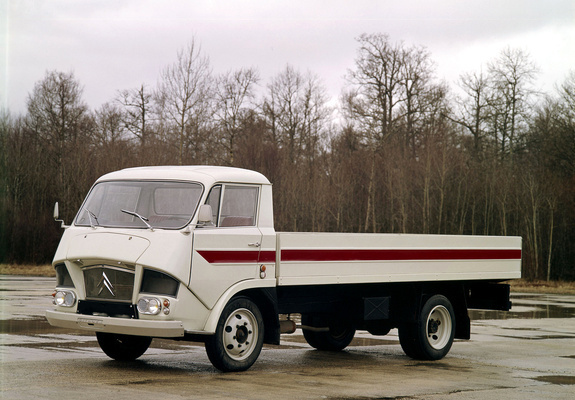 Citroën 350 1966–72 pictures