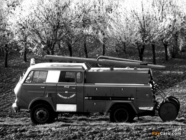 Photos of Citroën 700 Camion de Pompier 1967–72 (640 x 480)