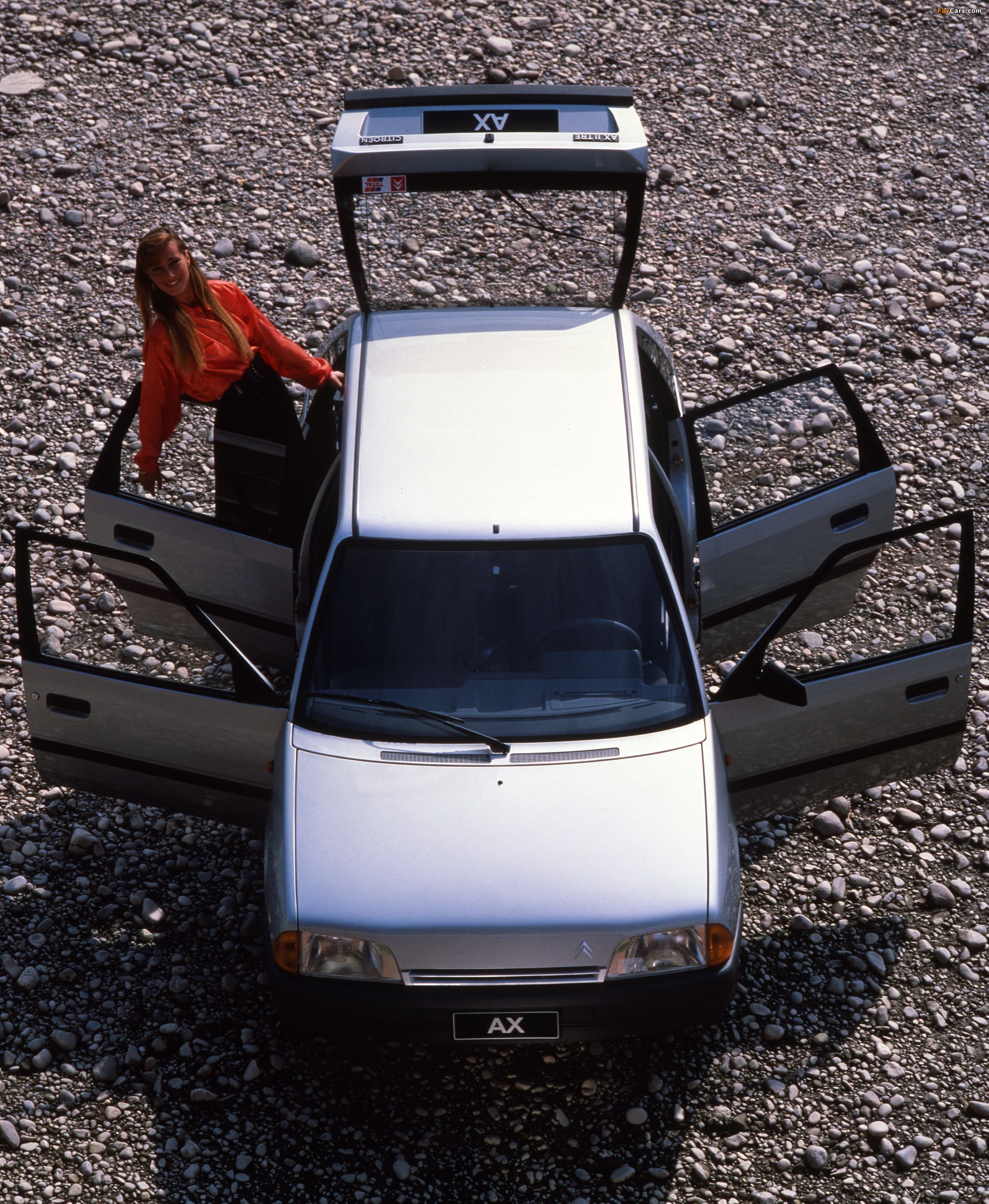 Citroen AX 11 TRE 5-door 1987–89 pictures (2244 x 2732)