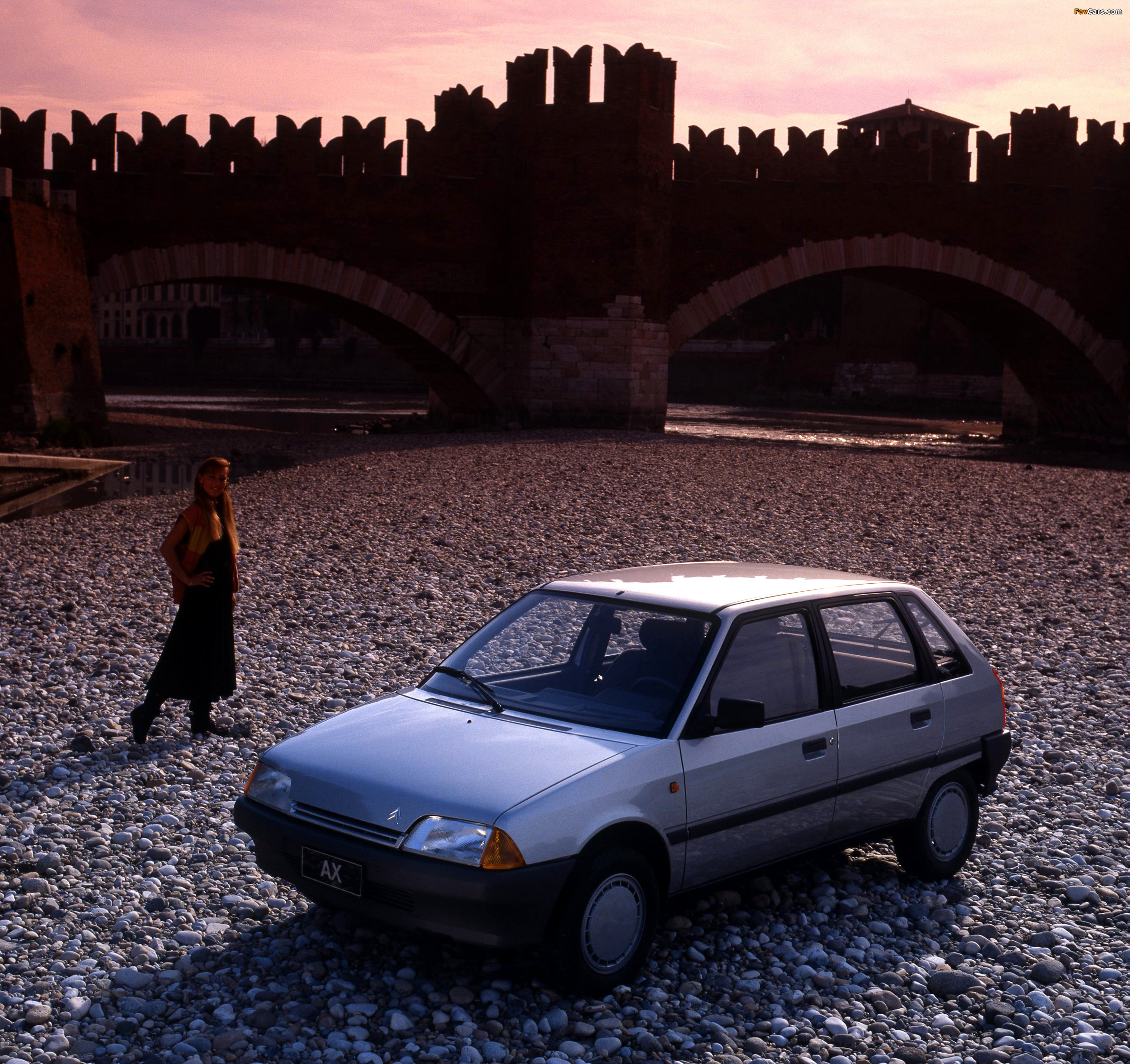 Images of Citroen AX 11 TRE 5-door 1987–89 (2383 x 2244)