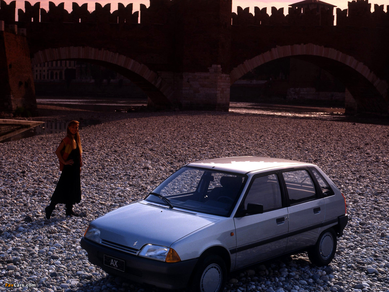 Images of Citroen AX 11 TRE 5-door 1987–89 (1280 x 960)