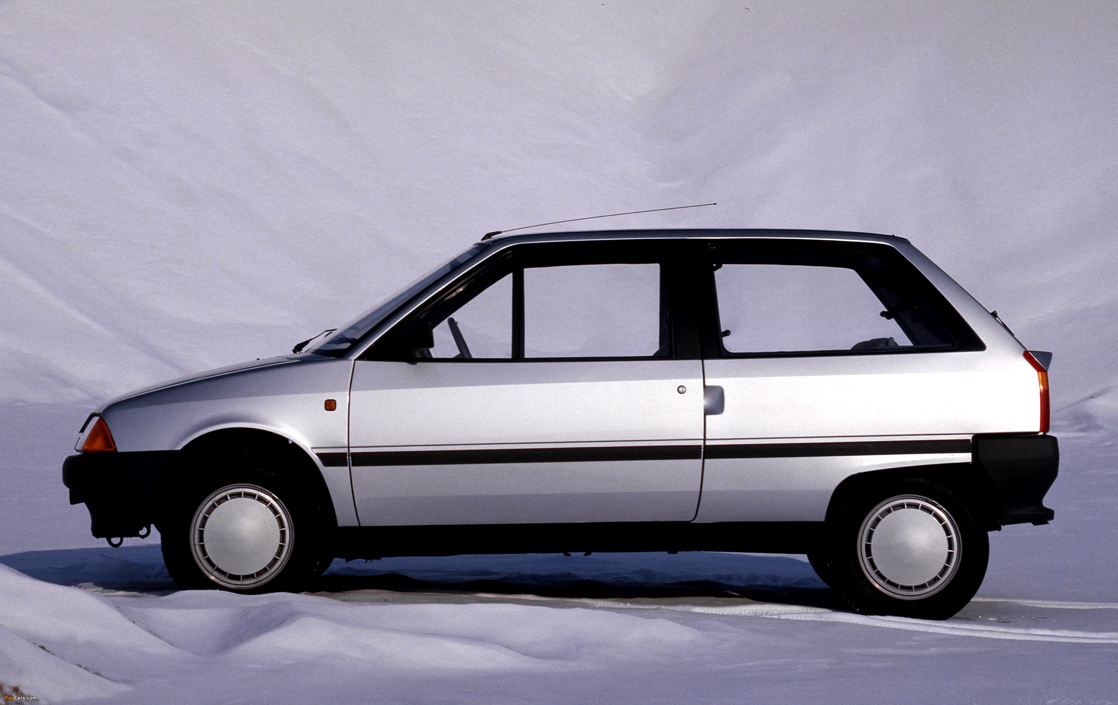 Citroën AX 10 TRE 3-door 1989–91 wallpapers (3557 x 2244)