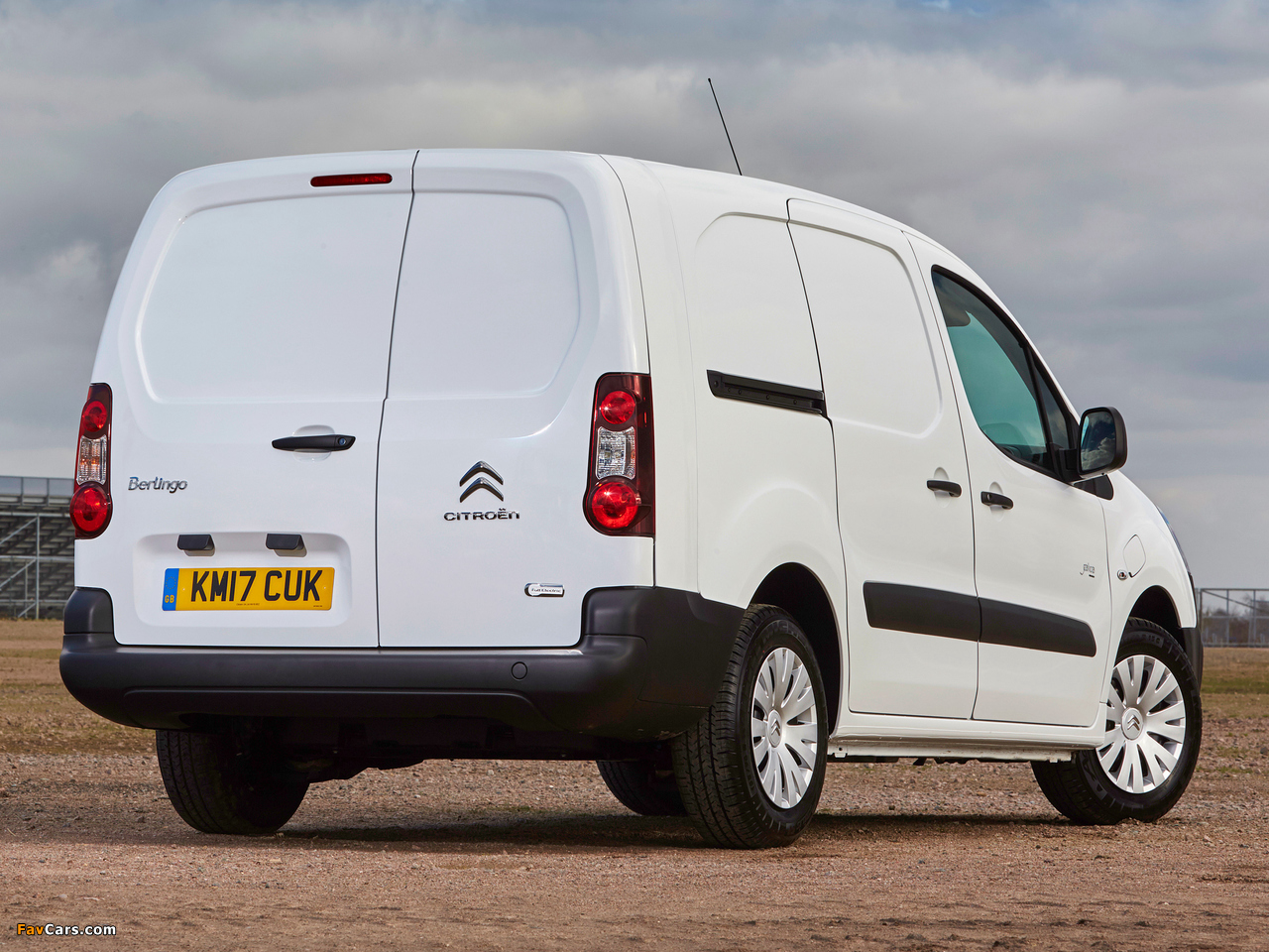 Citroën Berlingo Van L2 Full Electric UK-spec 2017 images (1280 x 960)