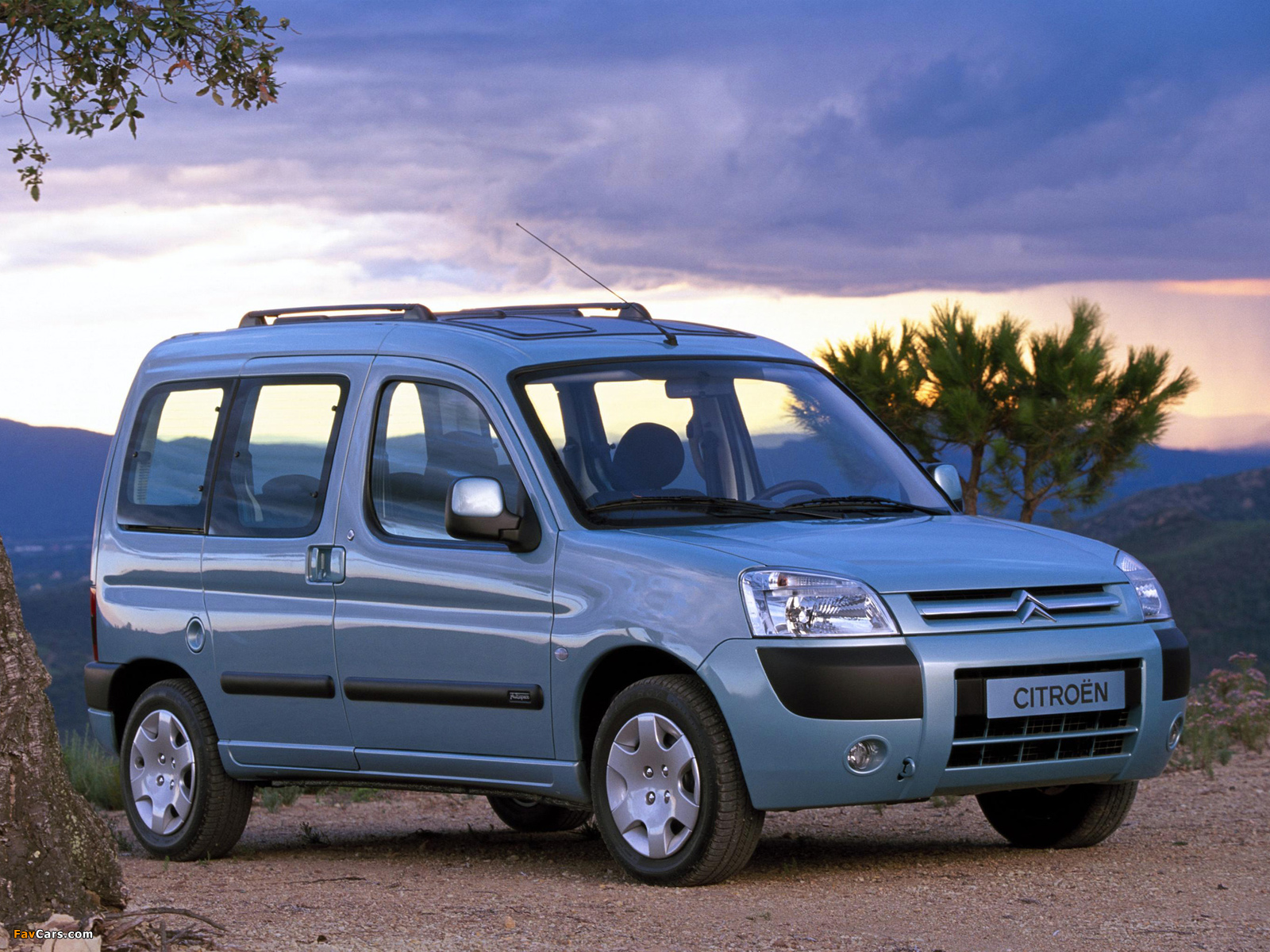 Photos of Citroën Berlingo Multispace 2002–05 (1600 x 1200)