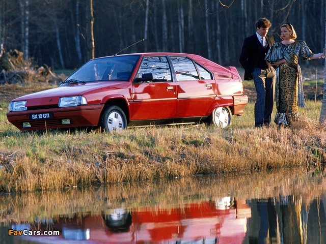 Photos of Citroën BX 19 GTi 1987–93 (640 x 480)