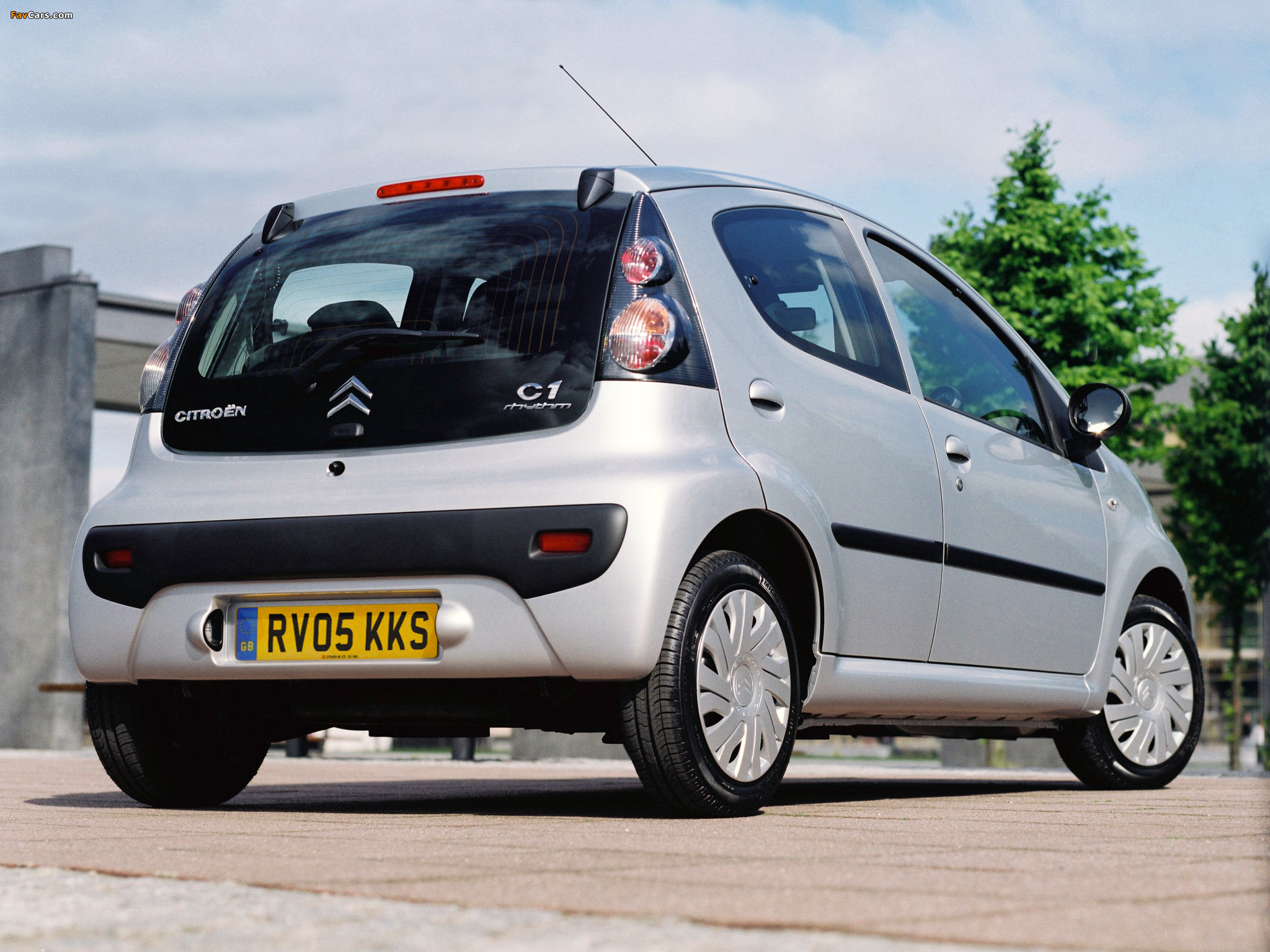 Citroën C1 5-door UK-spec 2005–08 pictures (2048 x 1536)