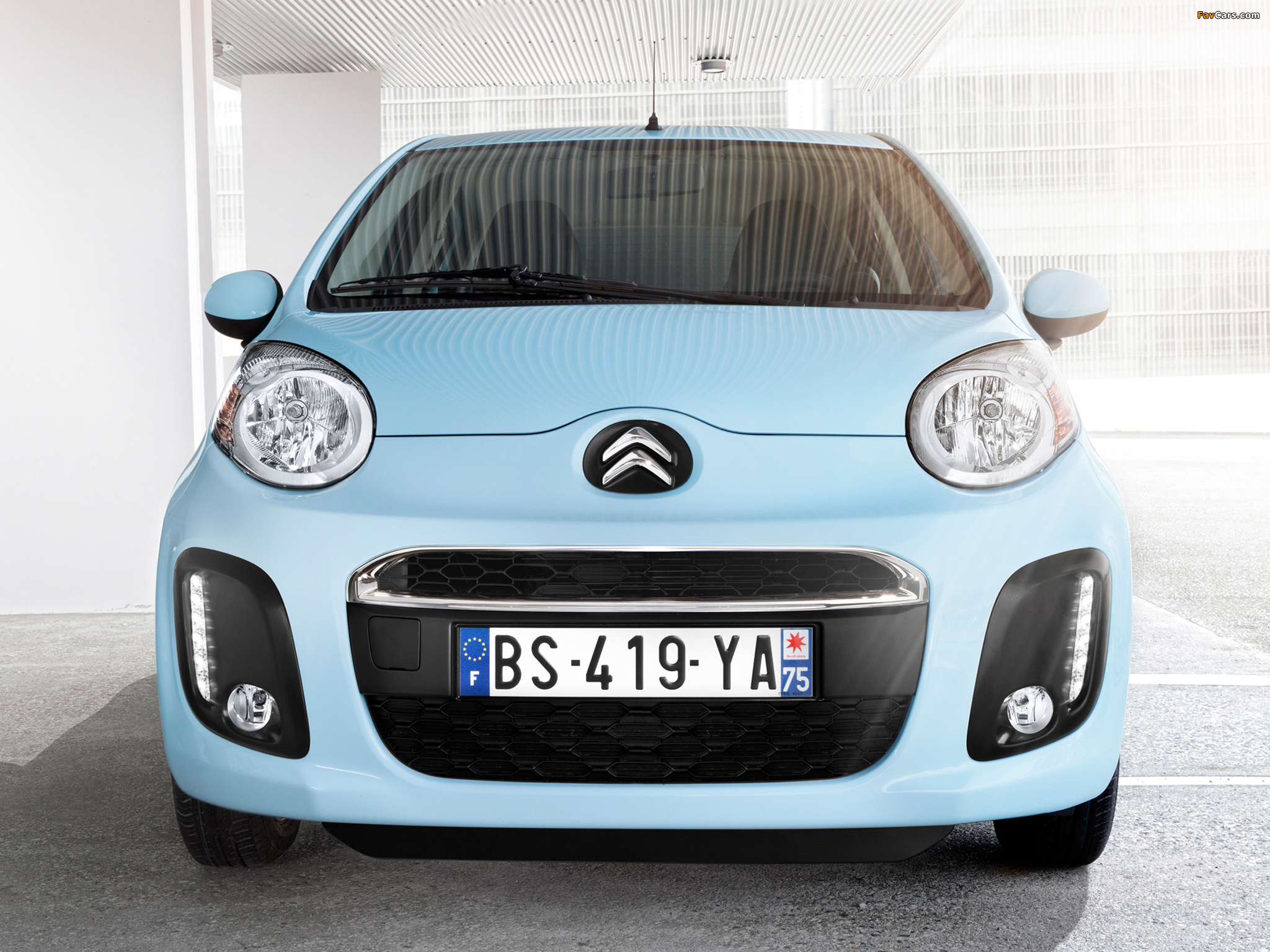 Images of Citroën C1 5-door 2012 (2048 x 1536)