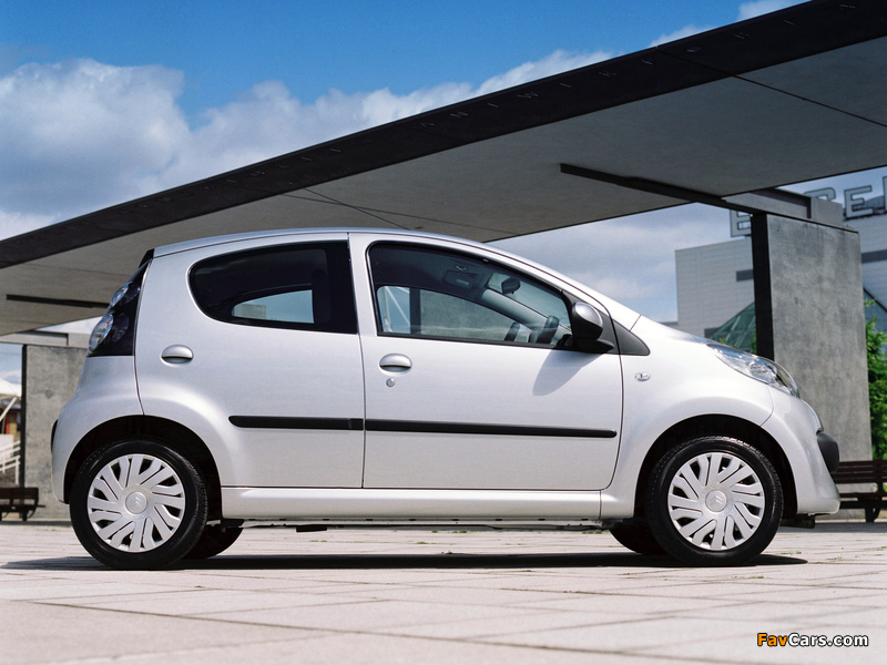 Citroën C1 5-door UK-spec 2005–08 wallpapers (800 x 600)