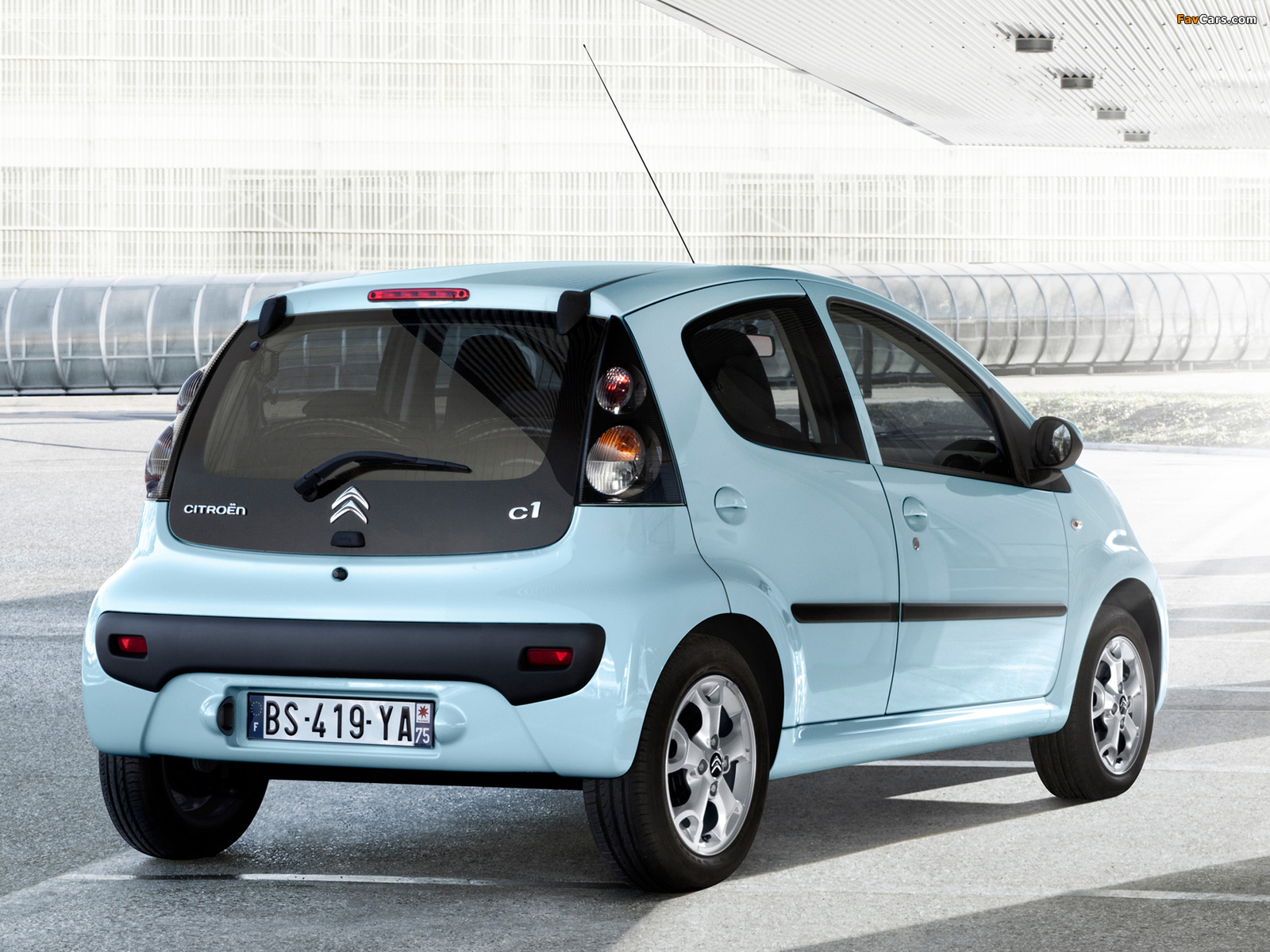 Citroën C1 5-door 2012 wallpapers (1600 x 1200)