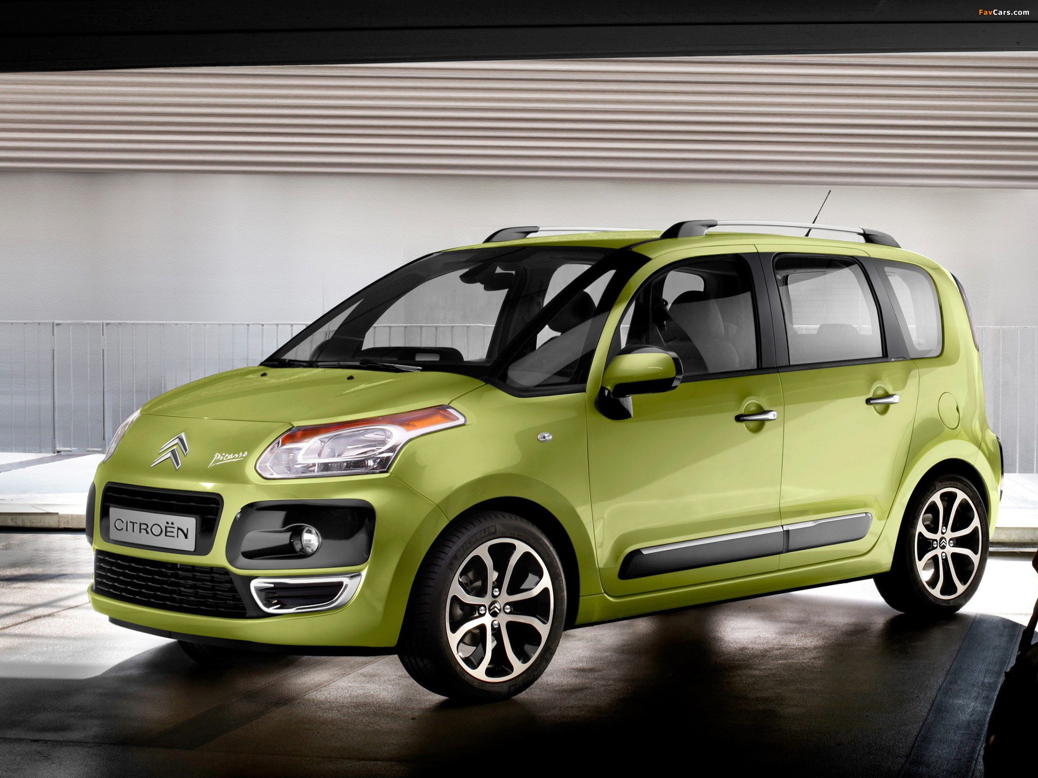 Citroën C3 Picasso 2009 wallpapers (2048 x 1536)