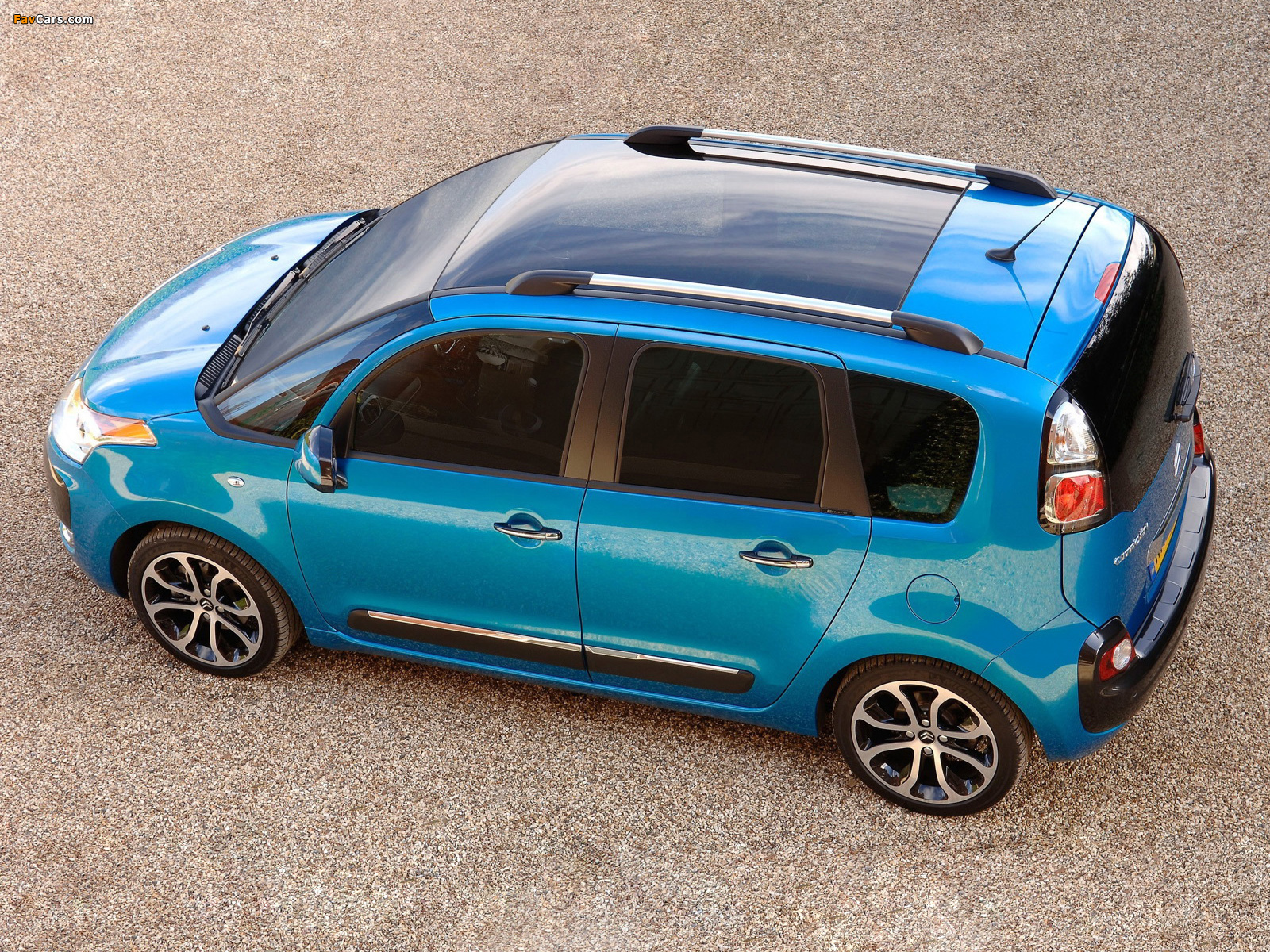 Pictures of Citroën C3 Picasso UK-spec 2009–12 (1600 x 1200)