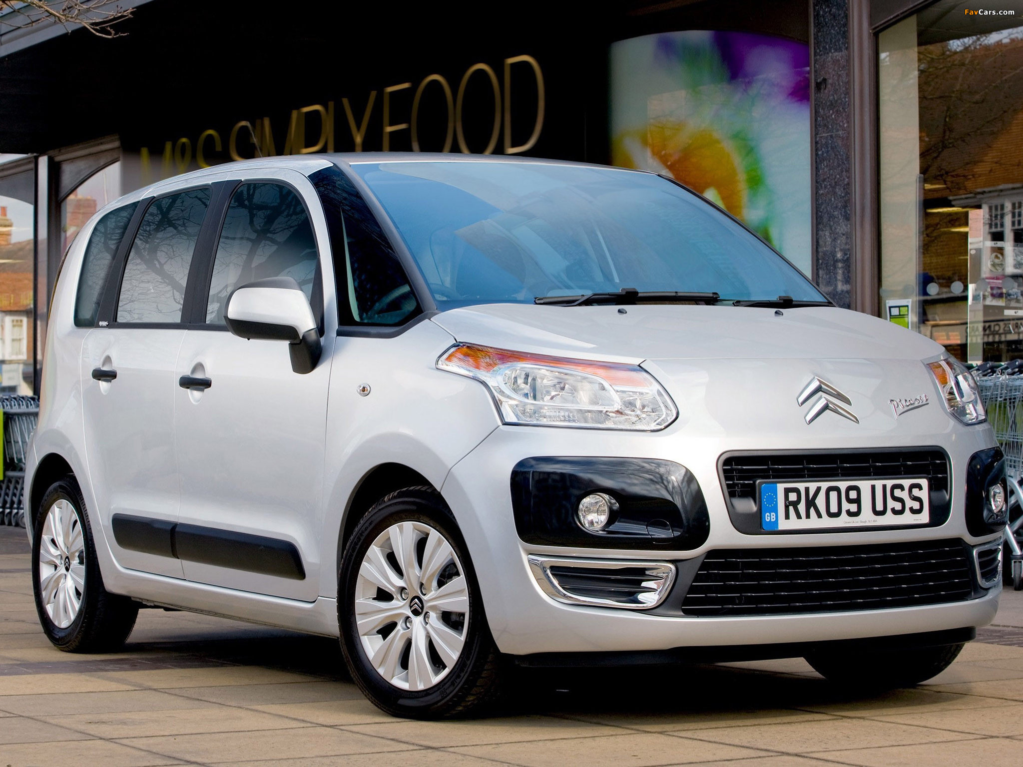 Pictures of Citroën C3 Picasso UK-spec 2009–12 (2048 x 1536)