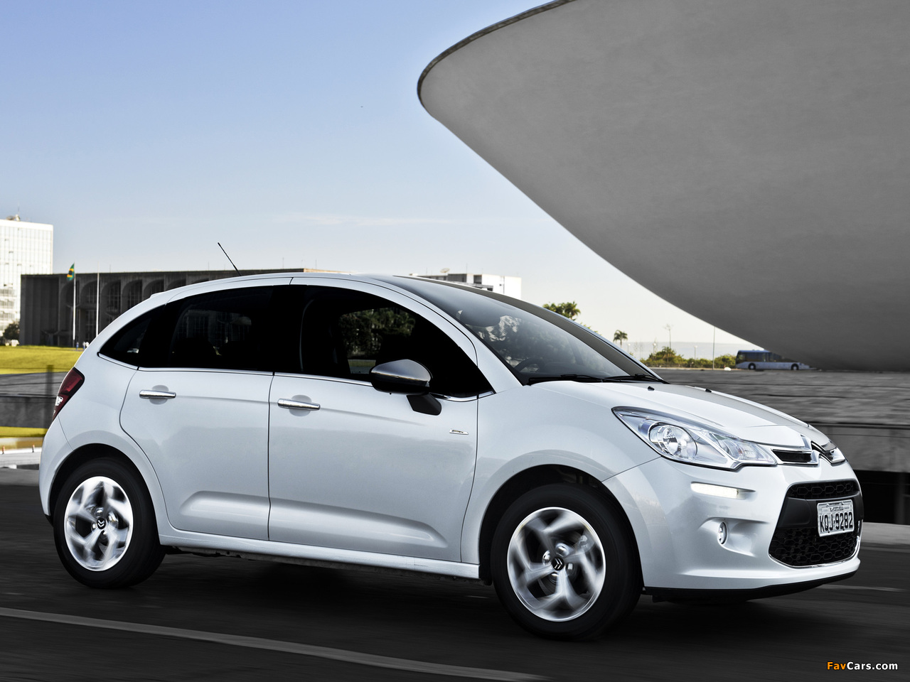 Photos of Citroën C3 BR-spec 2012 (1280 x 960)